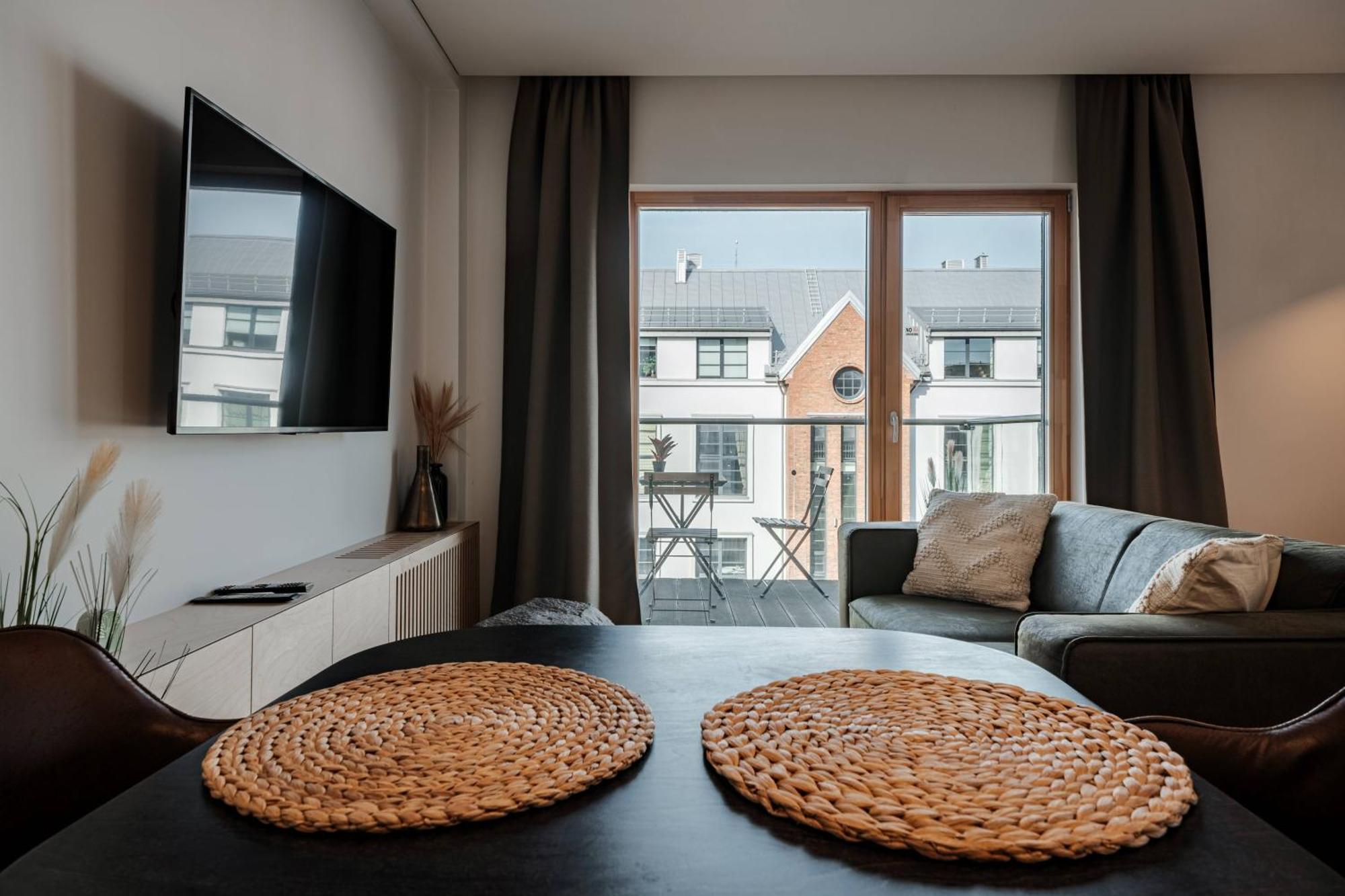 King Mindaugas Apartments Каунас Екстер'єр фото