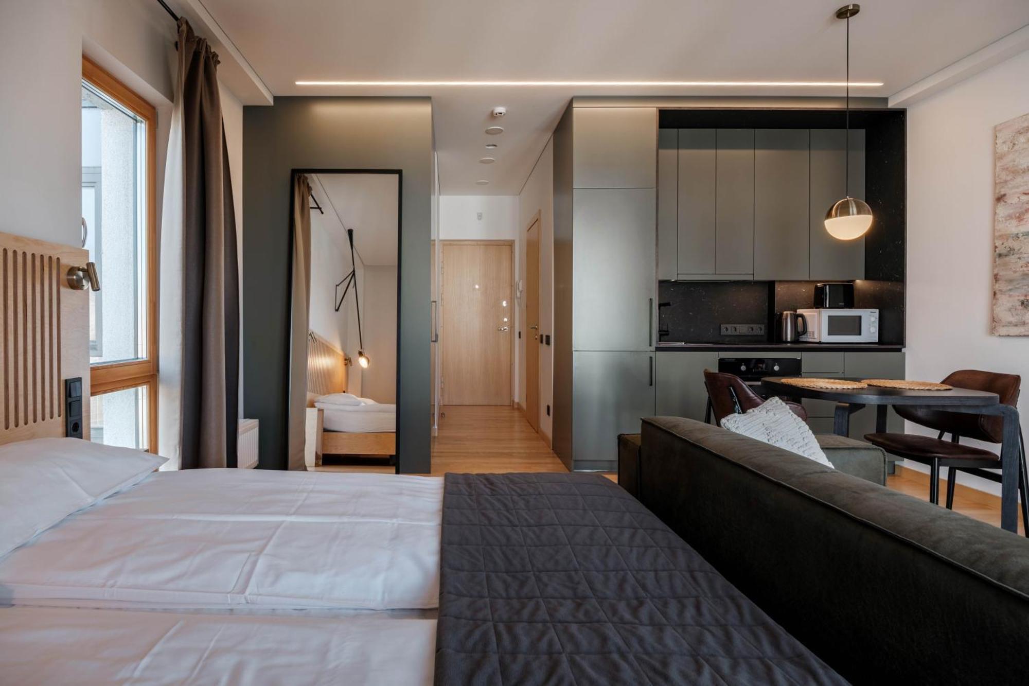 King Mindaugas Apartments Каунас Екстер'єр фото