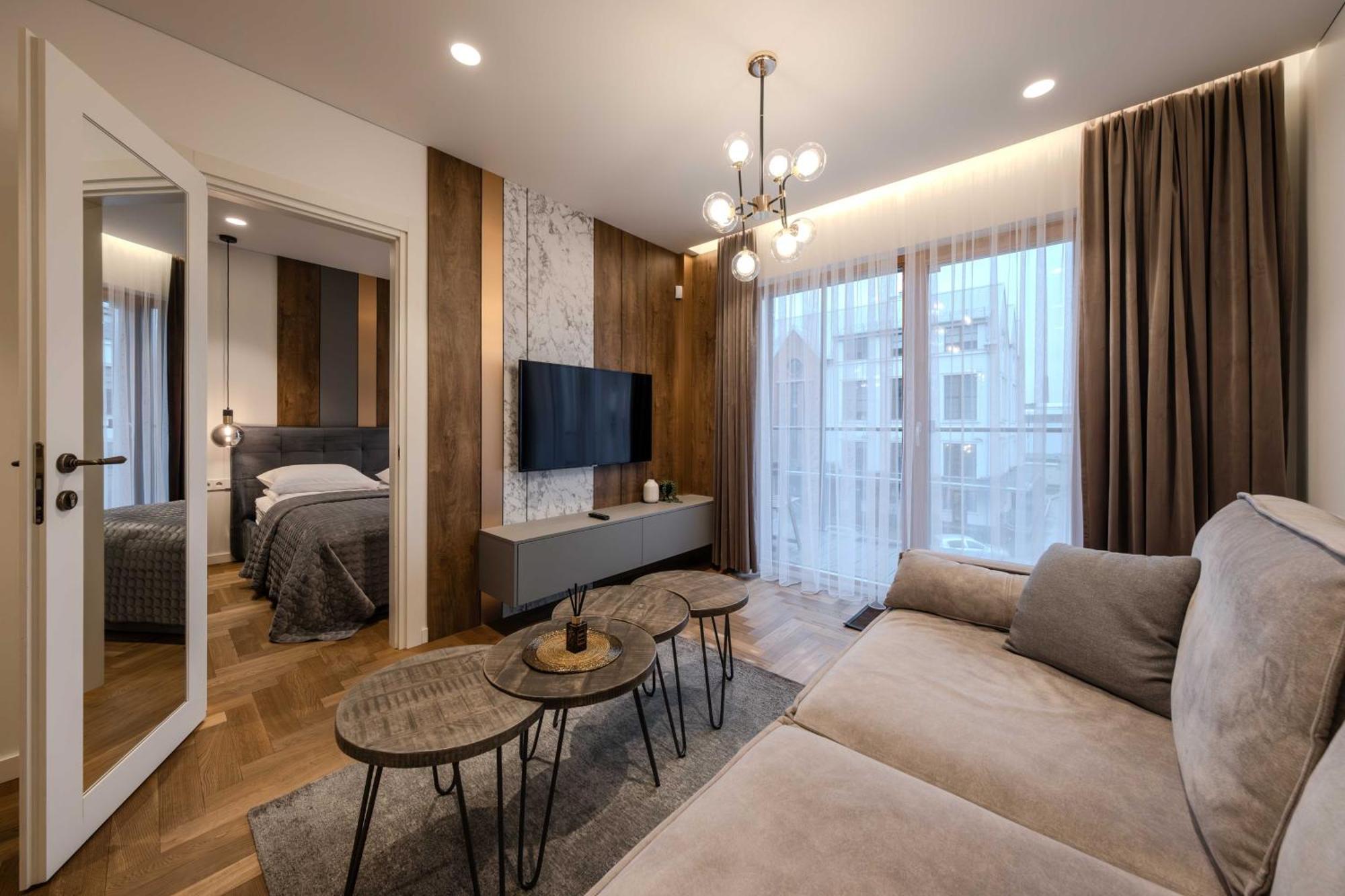 King Mindaugas Apartments Каунас Екстер'єр фото