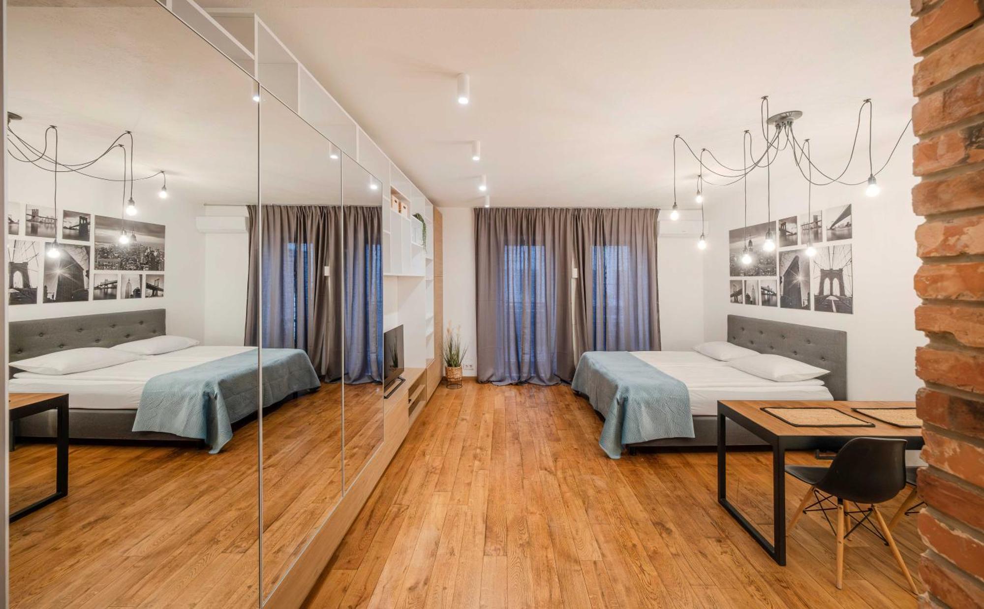 King Mindaugas Apartments Каунас Екстер'єр фото