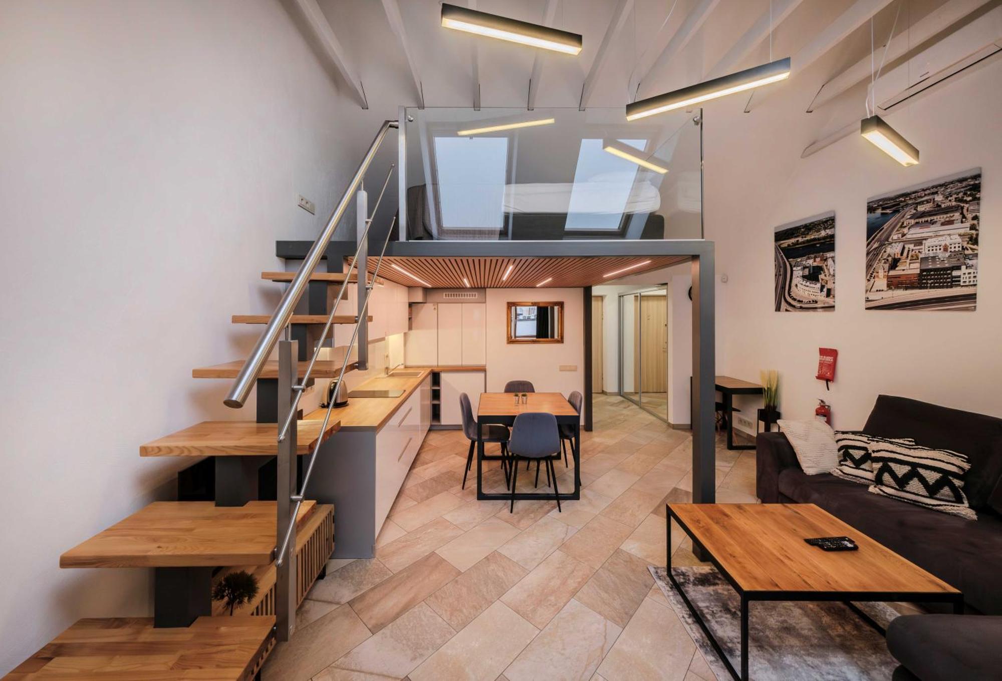 King Mindaugas Apartments Каунас Екстер'єр фото